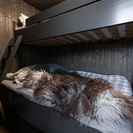 Moderne Hytte, Tett Pa Naturen Дом отдыха